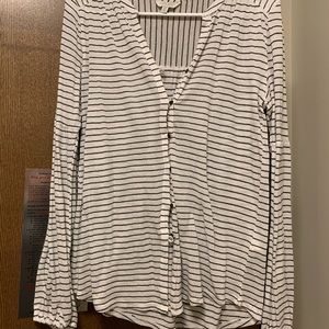 Long sleeve button up shirt